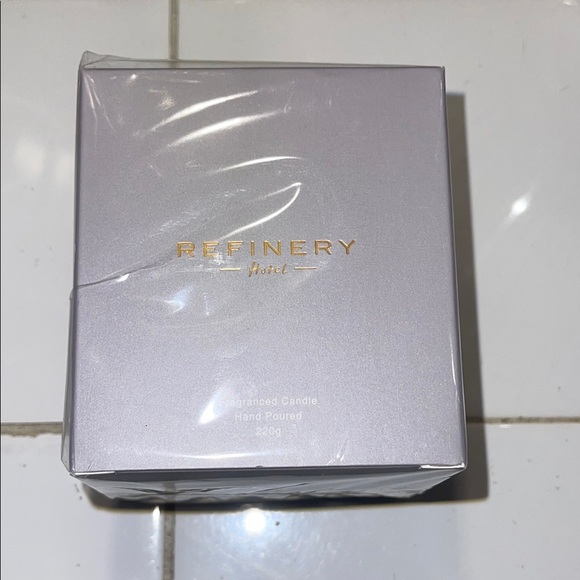 Scented Candle - Elegant Gray - Picture 2 of 4